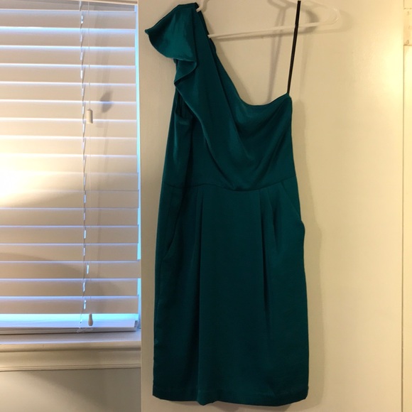 Cocktail Dress - Picture 3 of 4